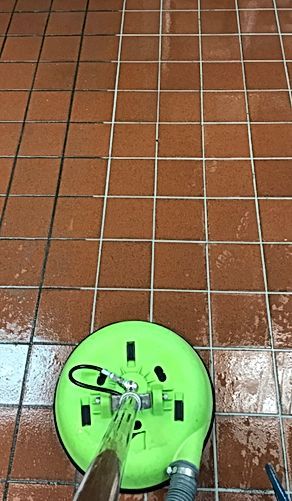 Commercial tile cleaning